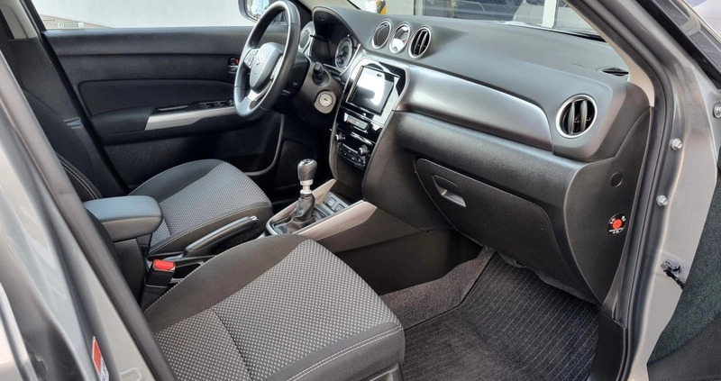 Suzuki Vitara cena 79900 przebieg: 50740, rok produkcji 2021 z Gdynia małe 781